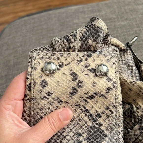 Michael Kors Purse - Picture 9 of 13